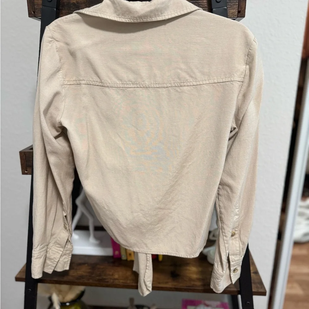 Bar III Beige Tie-Front Long Sleeve Top - Picture 4 of 6